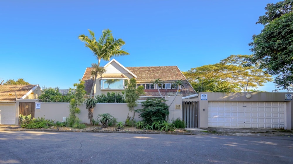 Townhouse for sale in Morningside, Durban - 1DA1704149 Townhouse for sale in Morningside, Durban - 1DA1704149