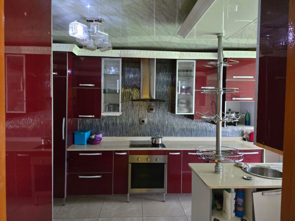 House for sale in Selection Park - 1SP1703952