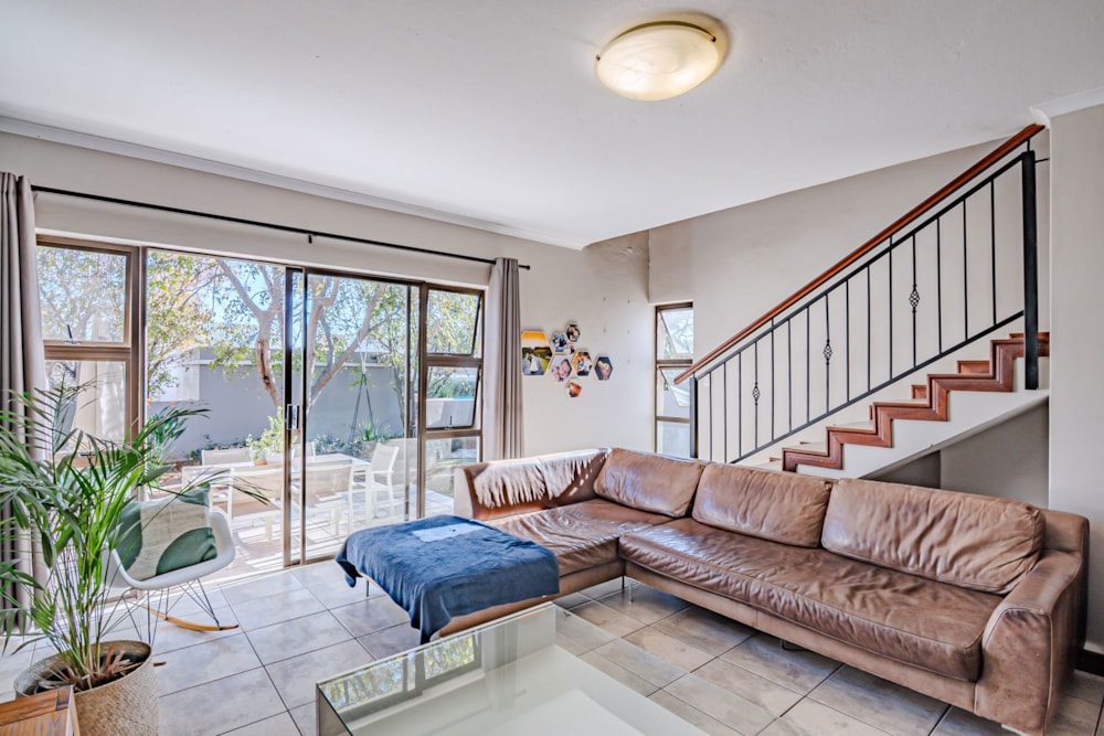 House for sale in Heritage Hill Estates - CN1702527 House for sale in Heritage Hill Estates - CN1702527