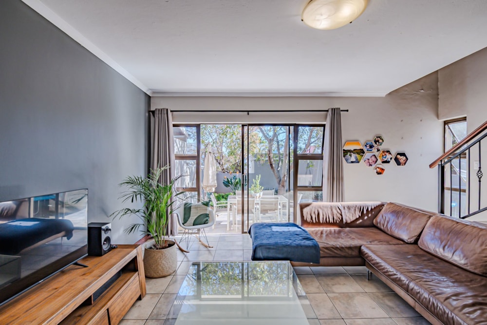 House for sale in Heritage Hill Estates - CN1702527 House for sale in Heritage Hill Estates - CN1702527