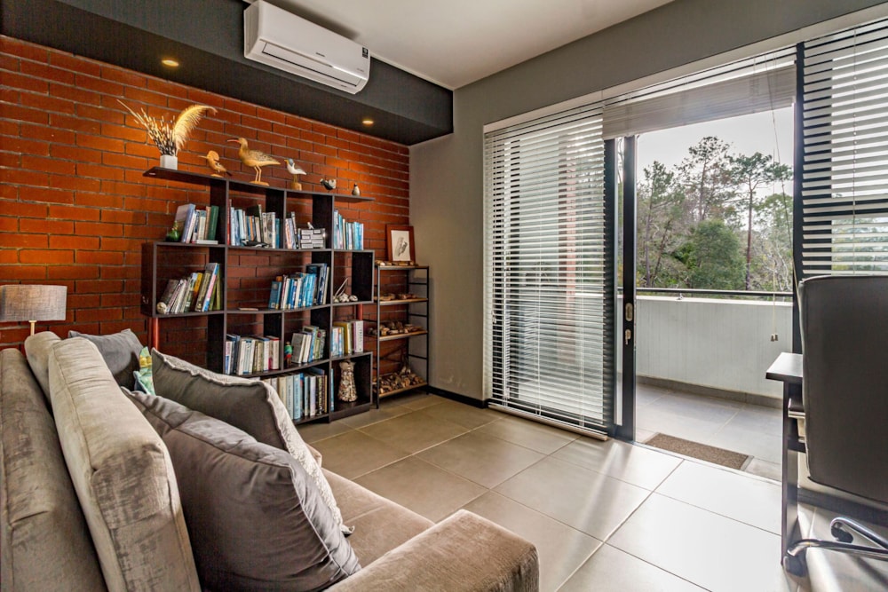 Apartment for sale in Onder Papegaaiberg - ST1703936 Apartment for sale in Onder Papegaaiberg - ST1703936