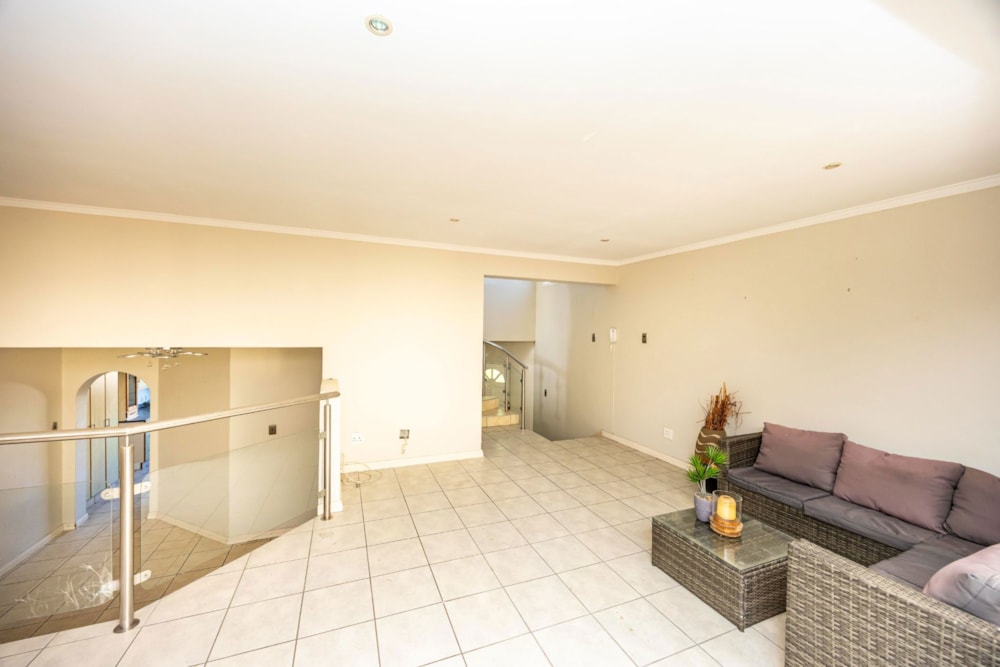 Townhouse sold in Beacon Bay - 1EZ1704446 Townhouse sold in Beacon Bay - 1EZ1704446