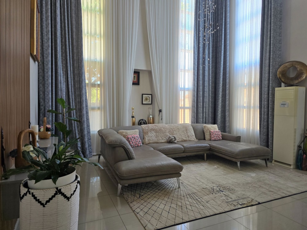 House let in Block 10, Botswana - 3BO1705050 House let in Block 10, Botswana - 3BO1705050