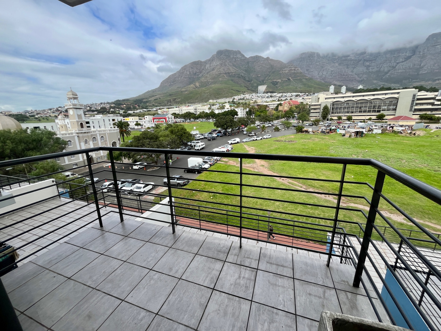 Apartment let in Zonnebloem - CBL1700473