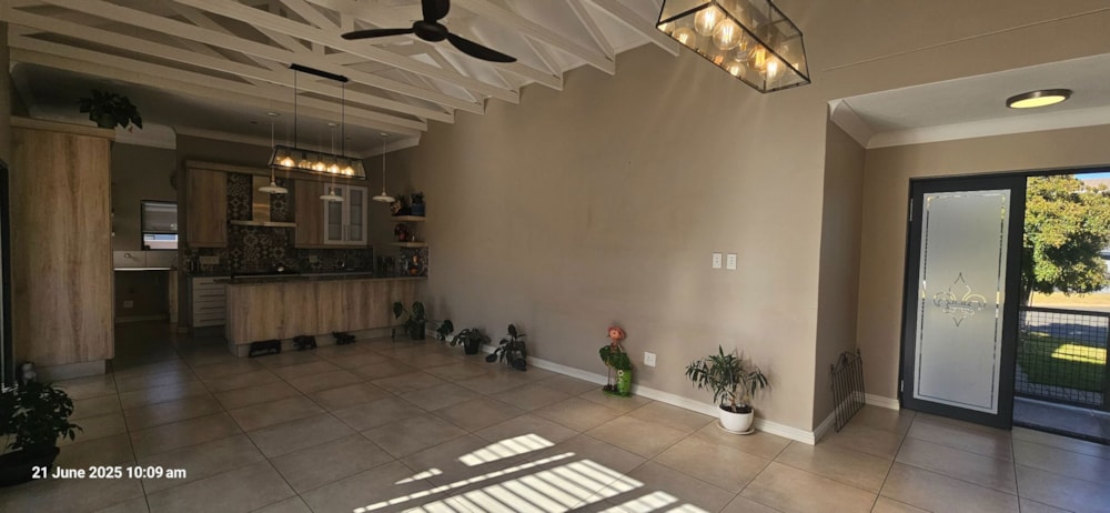 House for sale in Midstream Estate - CN1704588 House for sale in Midstream Estate - CN1704588