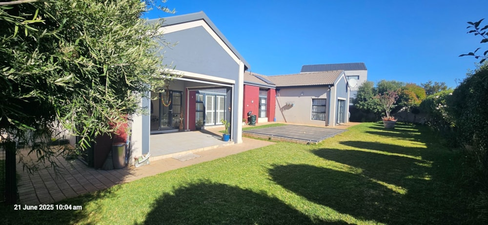 House for sale in Midstream Estate - CN1704588 House for sale in Midstream Estate - CN1704588