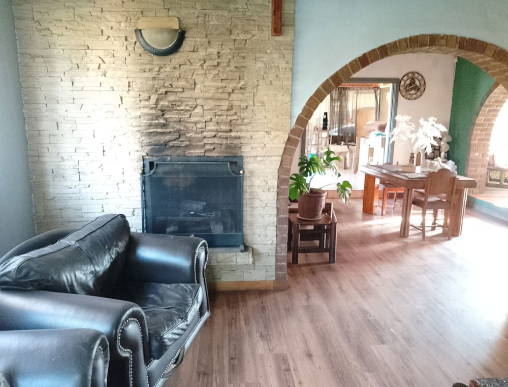 House for sale in Brakpan Central - 1BJ1703548