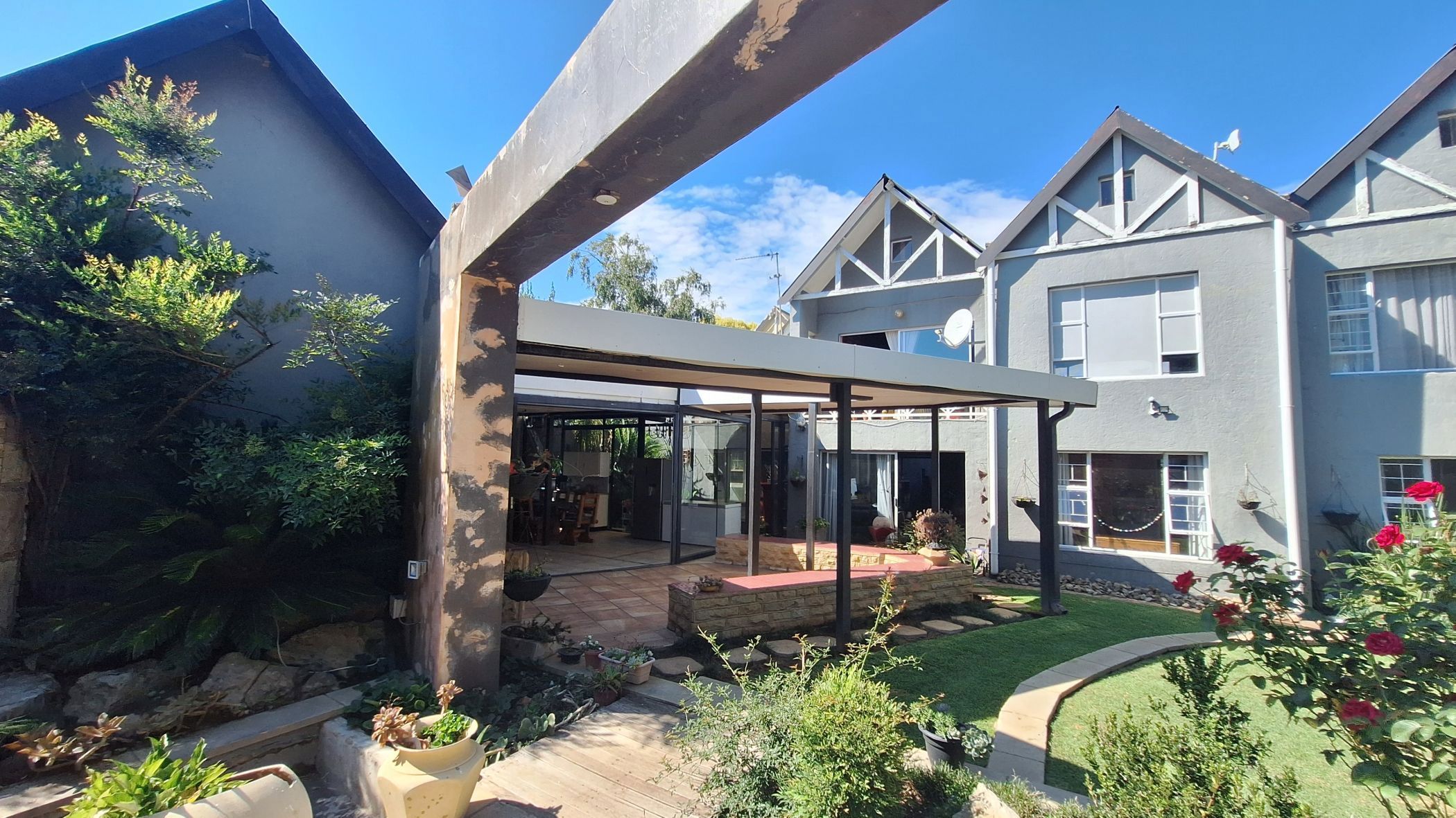 House for sale in La Provence - 1BTH1584843