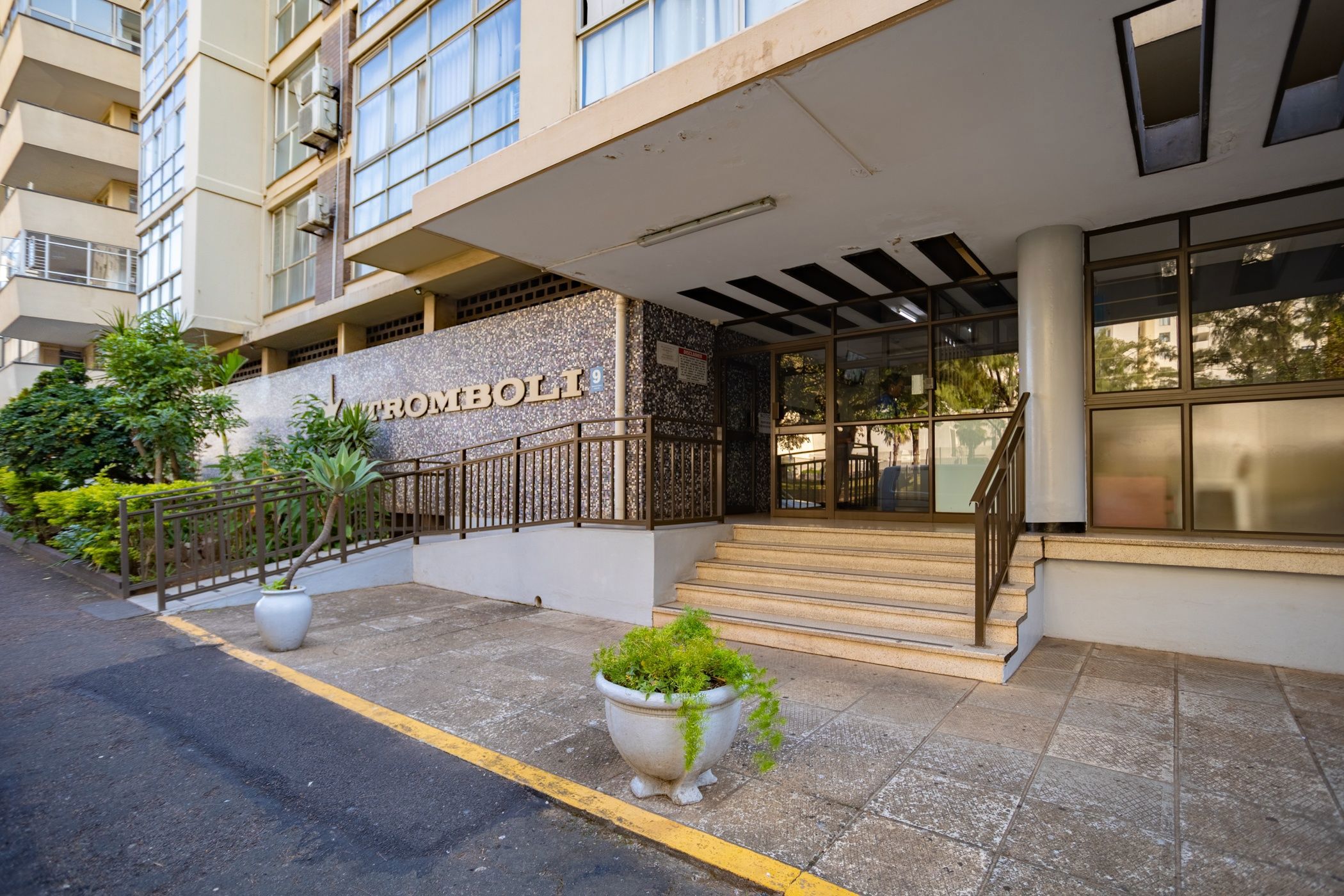 Apartment for sale in North Beach Durban - 1DA1587168