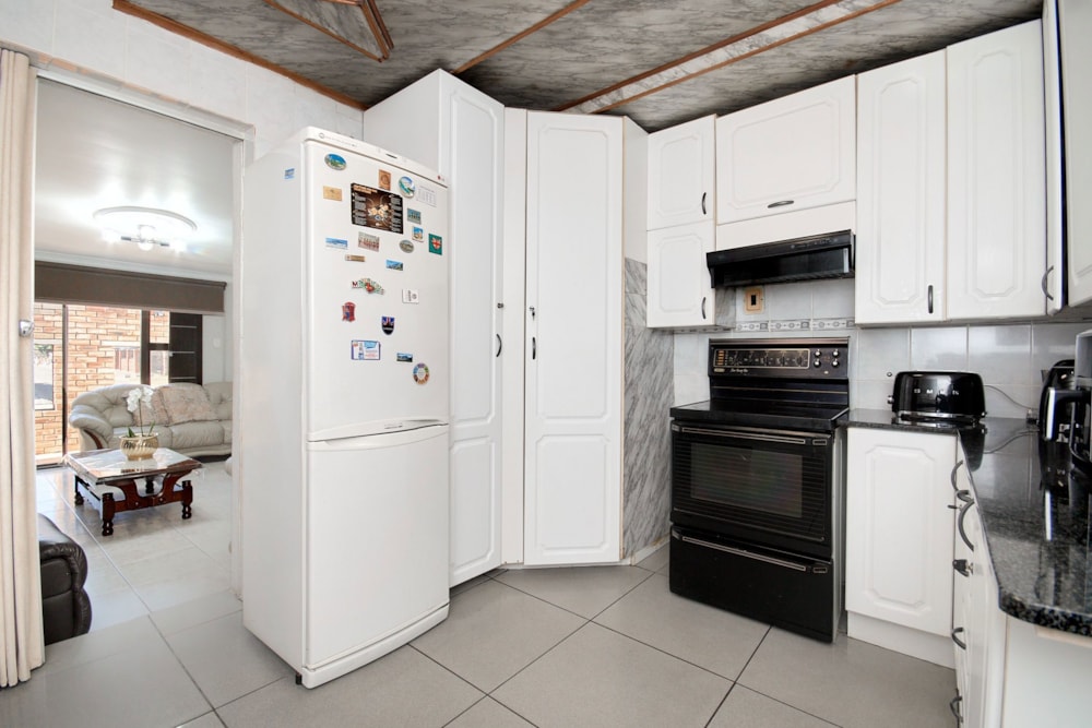 House for sale in Diepkloof - RAN1702907 House for sale in Diepkloof - RAN1702907