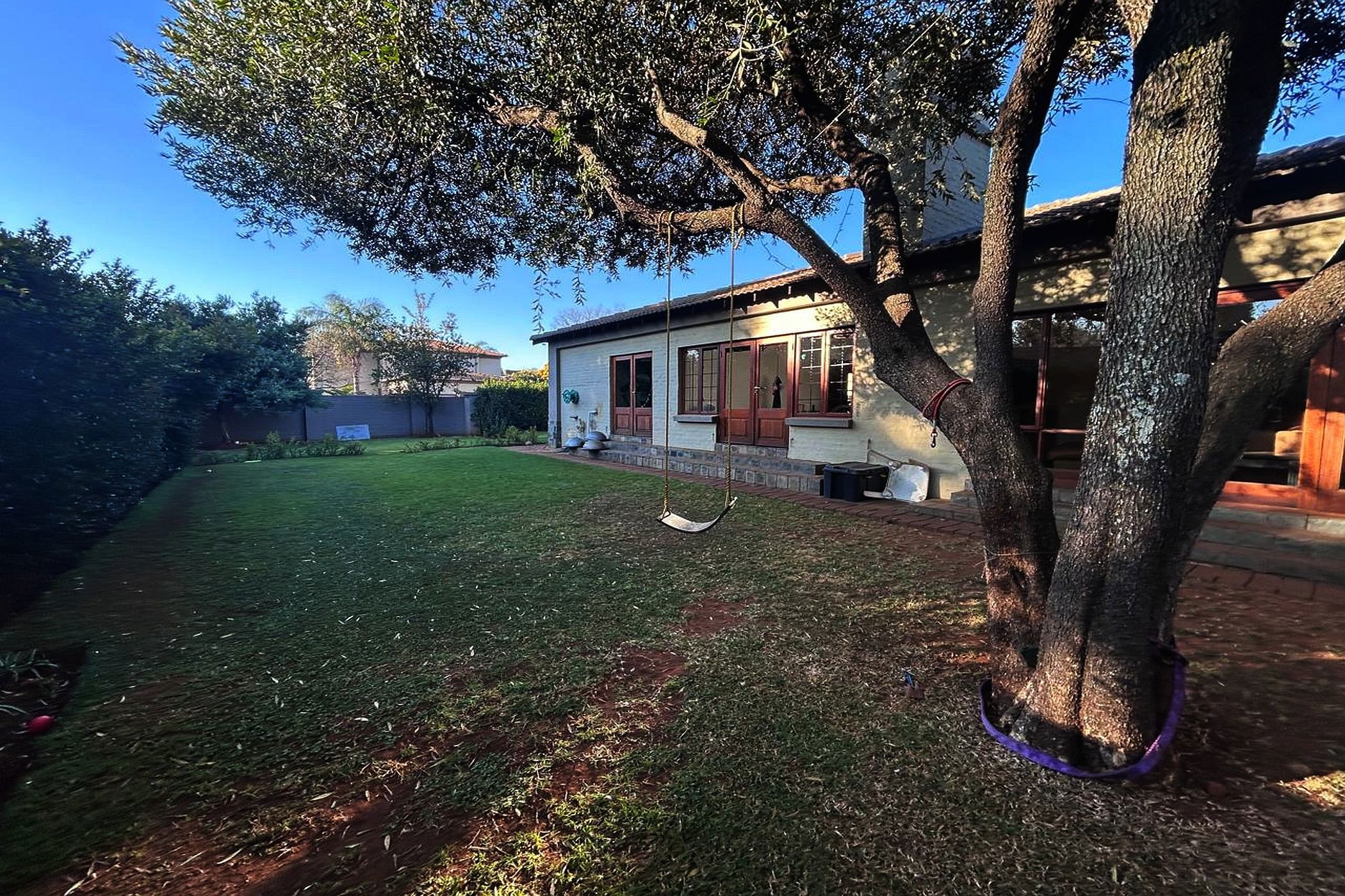 Security estate home for sale in Midstream Estate - CN1701827