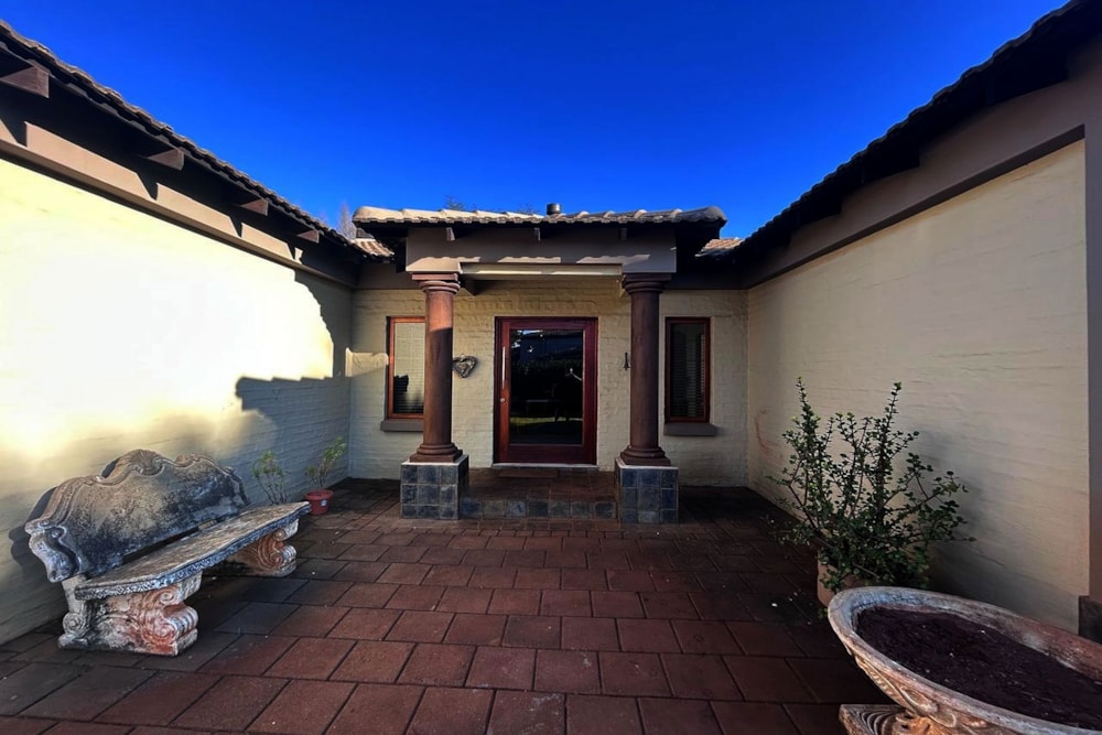 Security estate home for sale in Midstream Estate - CN1701827 Security estate home for sale in Midstream Estate - CN1701827