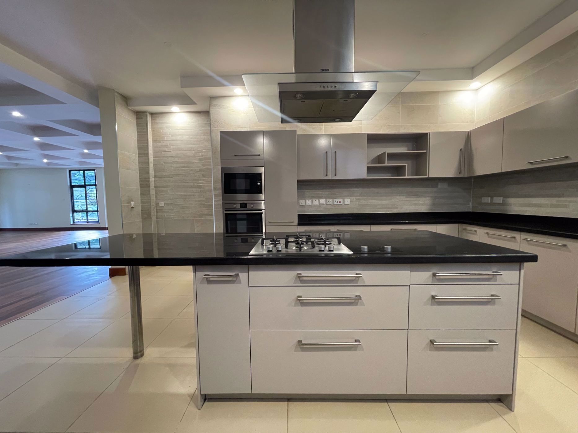 Apartment for sale in General Mathenge , Kenya - 3KE1704620