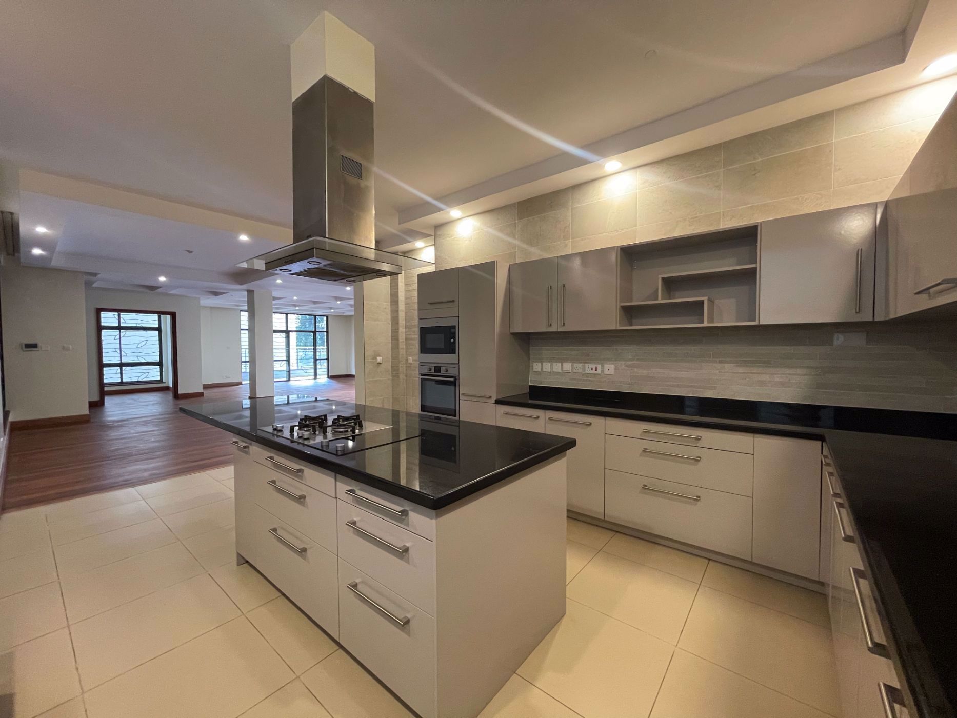 Apartment for sale in General Mathenge , Kenya - 3KE1704620