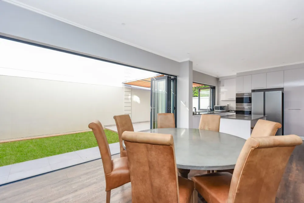Townhouse for sale in Sandown, Sandton - HP1705136