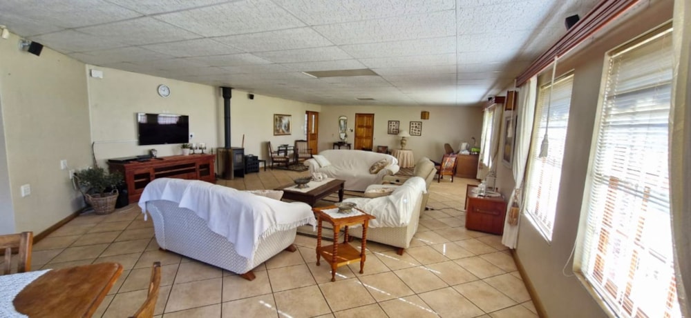 Smallholding for sale in Bains Vlei - 1BX1705188 Smallholding for sale in Bains Vlei - 1BX1705188