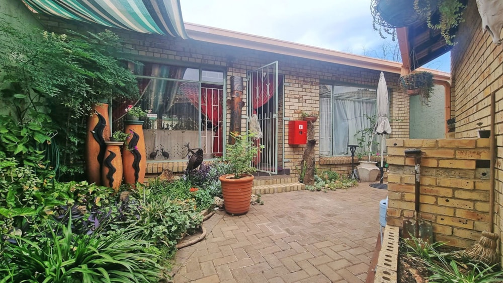 Townhouse for sale in Vanderbijlpark CW 3 - 1VT1703373