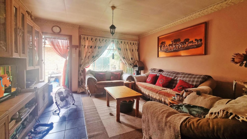 Townhouse for sale in Vanderbijlpark CW 3 - 1VT1703373