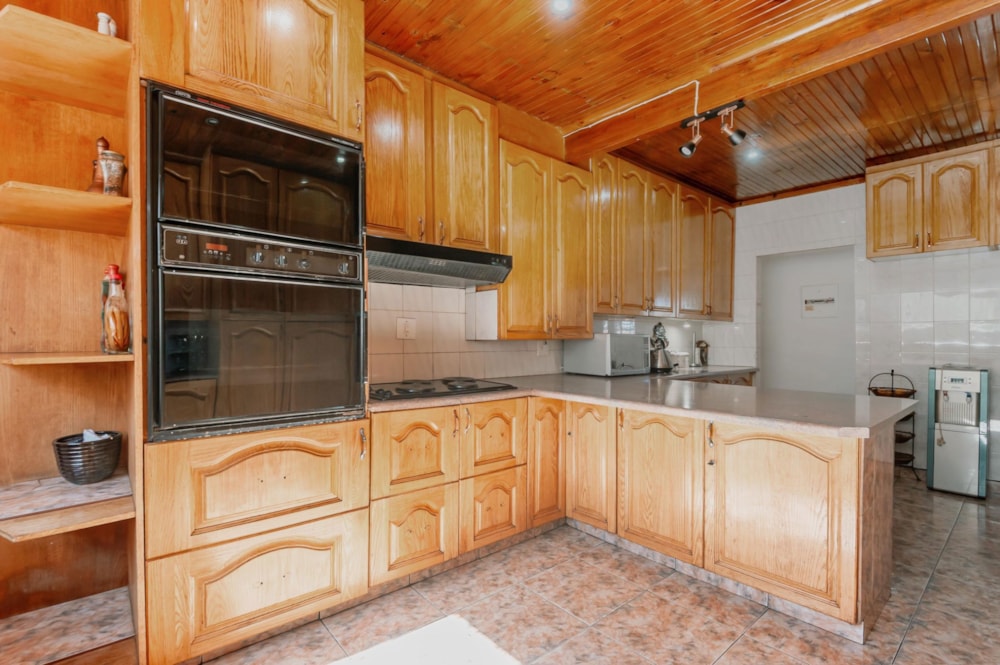 House for sale in Lenasia South - 1GV1704950 House for sale in Lenasia South - 1GV1704950