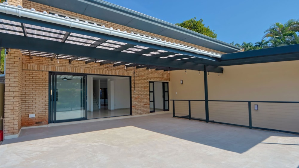Townhouse for sale in La Lucia - 1ND1705824 Townhouse for sale in La Lucia - 1ND1705824
