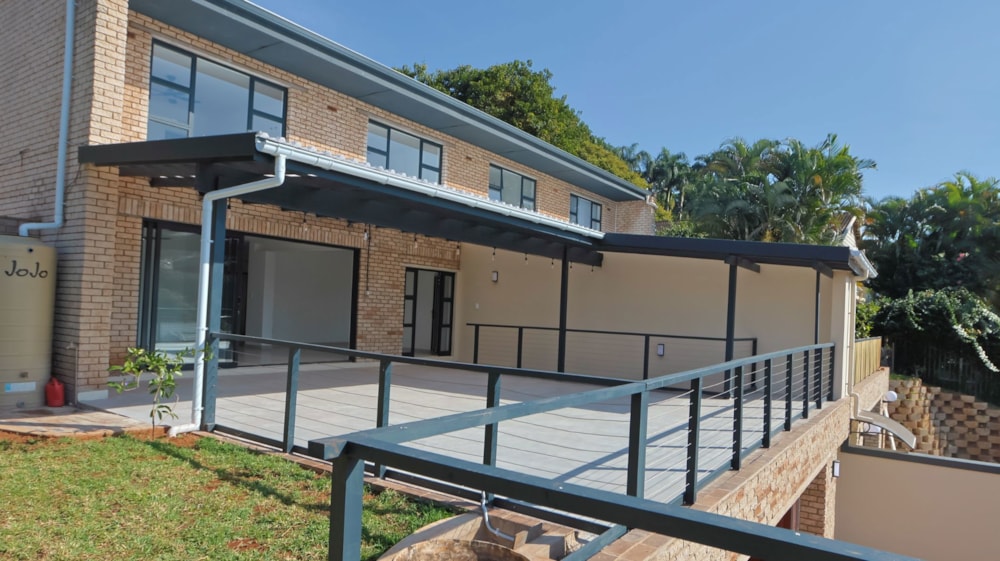Townhouse for sale in La Lucia - 1ND1705824