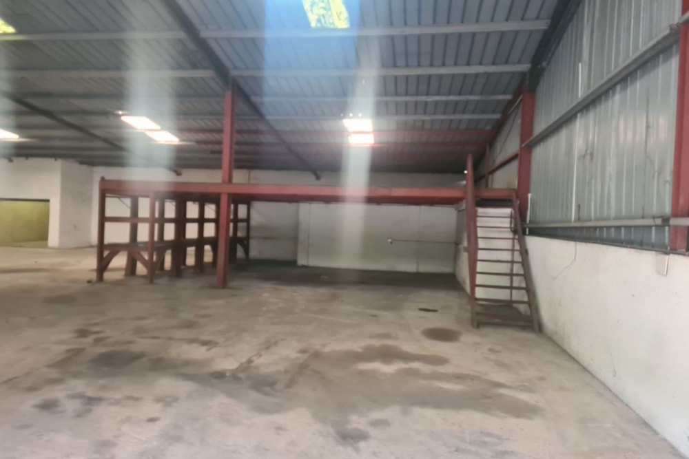 Commercial industrial property let in Lower Illovo - 1WB1703291 Commercial industrial property let in Lower Illovo - 1WB1703291