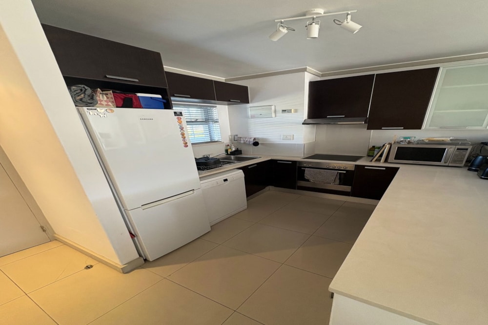 Apartment let in Claremont, Cape Town - RBL1703600 Apartment let in Claremont, Cape Town - RBL1703600