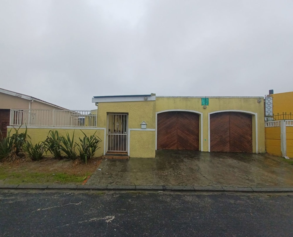 House sold in Woodlands, Mitchells Plain - 1MN1700915 House sold in Woodlands, Mitchells Plain - 1MN1700915