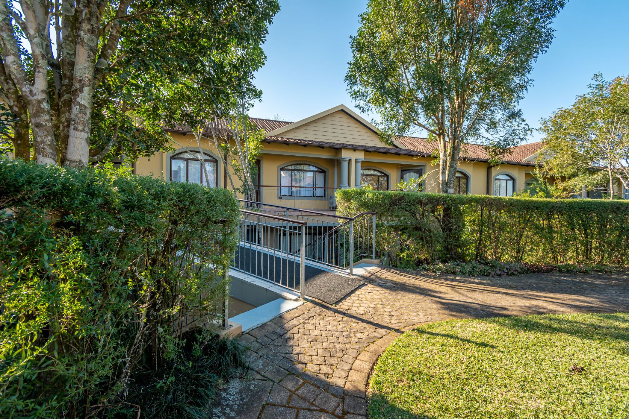 House for sale in Le Domaine Estate - 1KF1704616