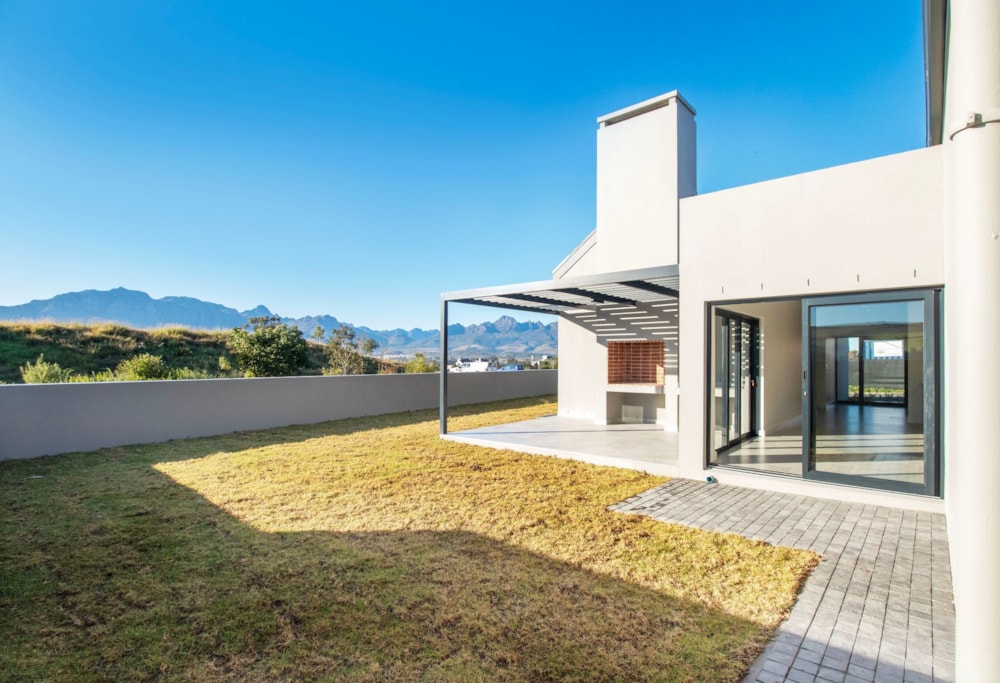 House sold in Longlands Estate - ST1704240 House sold in Longlands Estate - ST1704240