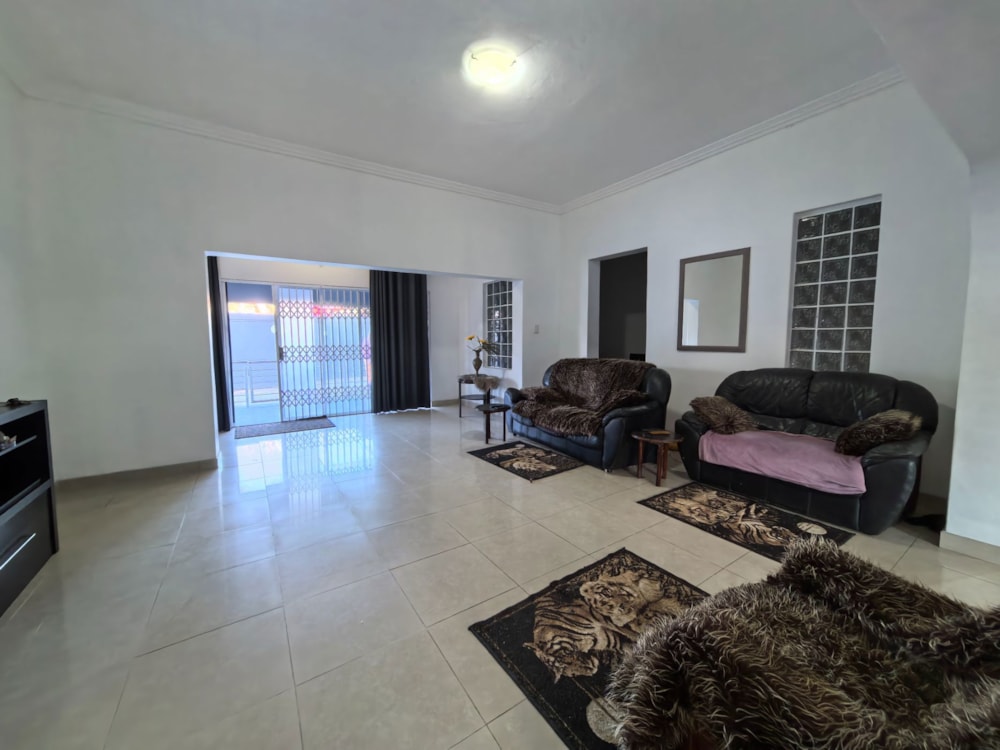House for sale in Umtentweni - 1PSH1705108 House for sale in Umtentweni - 1PSH1705108