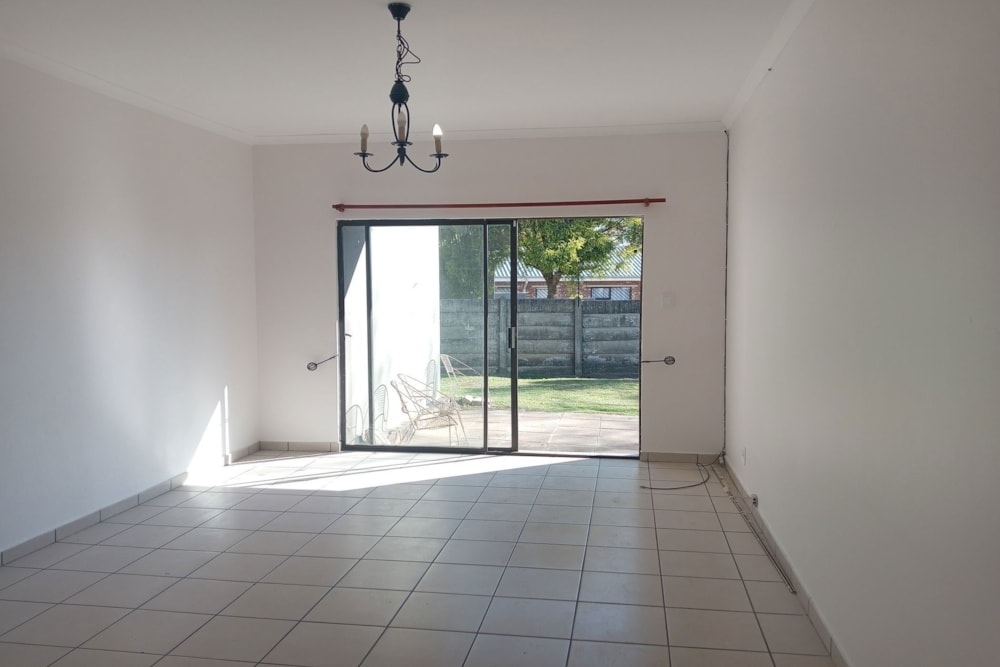 House for sale in Newcastle - 1NW1692313