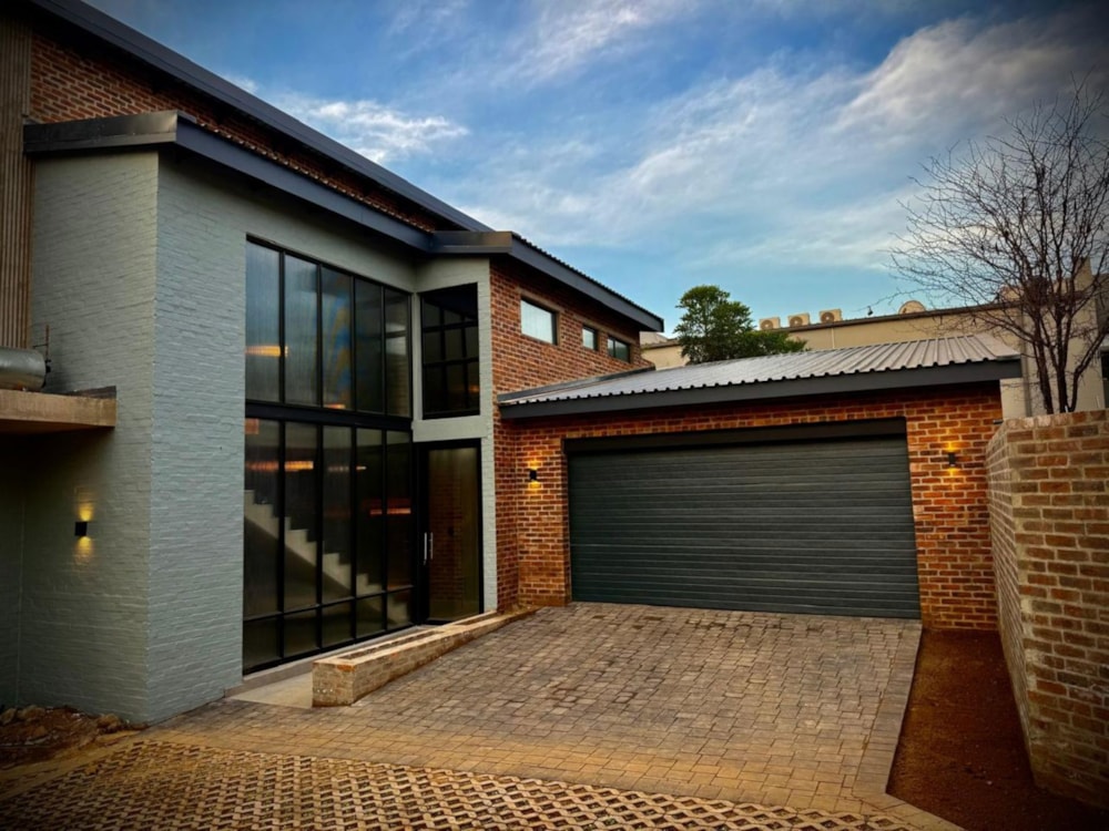 Cluster let in Waterkloof - PTL1691509 Cluster let in Waterkloof - PTL1691509