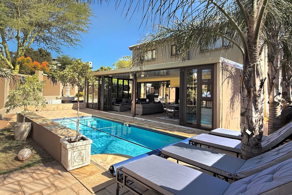 Double-storey house for sale in Carlswald North Estate - MR1703608 Double-storey house for sale in Carlswald North Estate - MR1703608