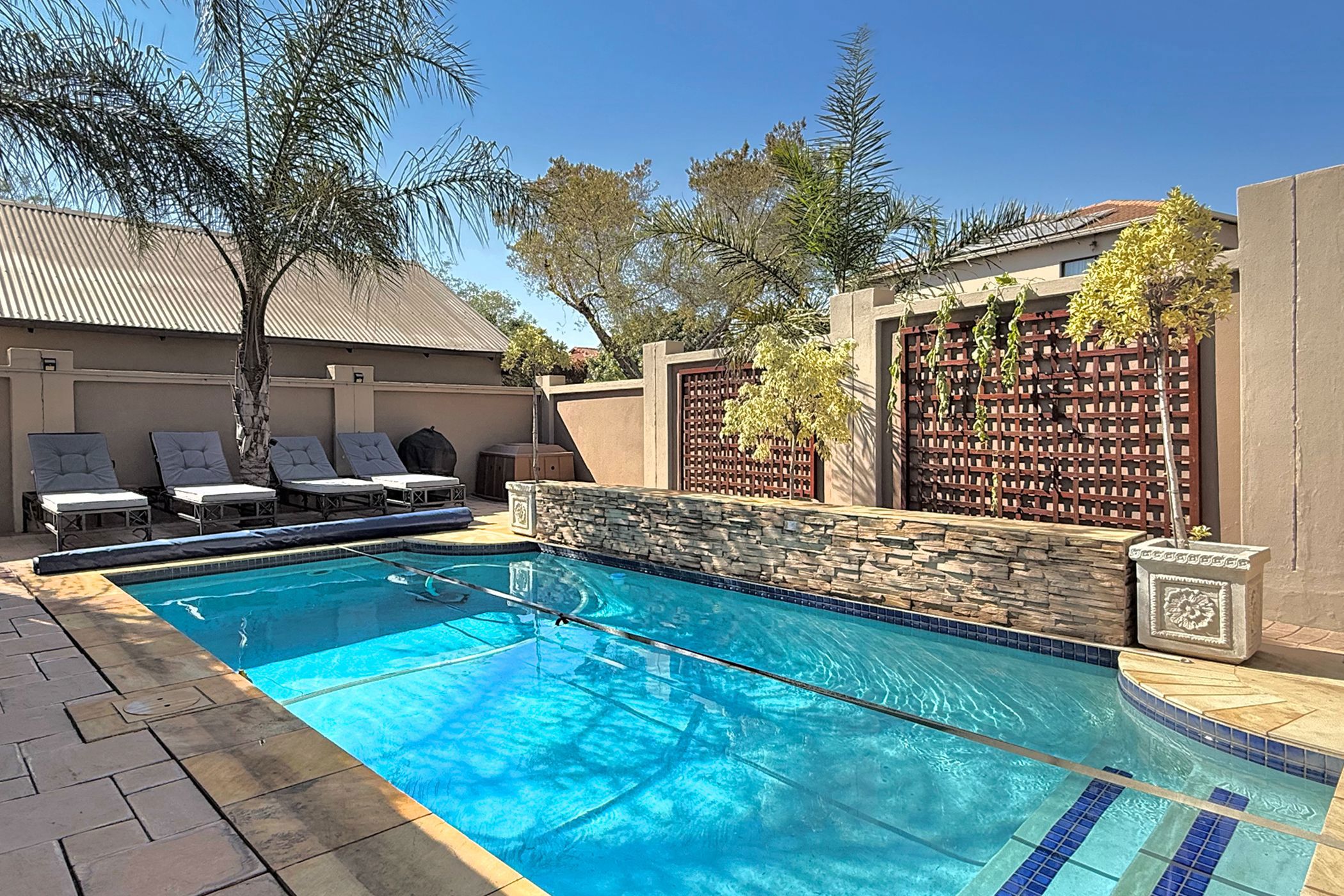 Double-storey house for sale in Carlswald North Estate - MR1703608