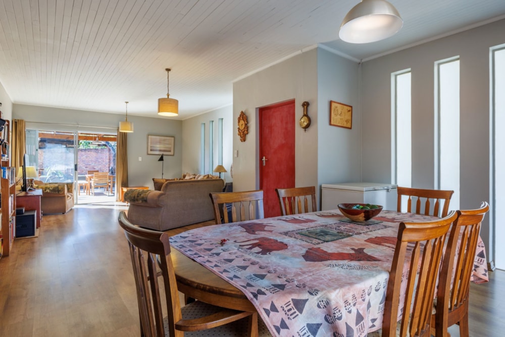 House for sale in Hoedspruit - 1HS1704802 House for sale in Hoedspruit - 1HS1704802