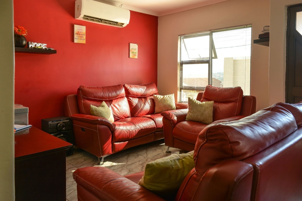 House sold in Panorama Gardens - 1PM1705092