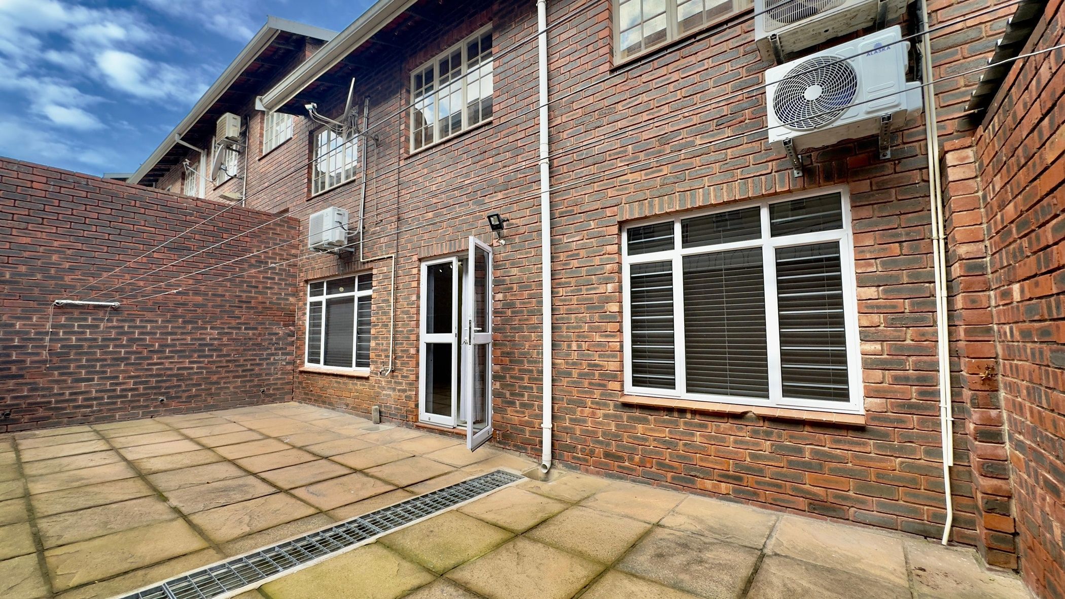 Townhouse sold in Essenwood - 1DA1697107