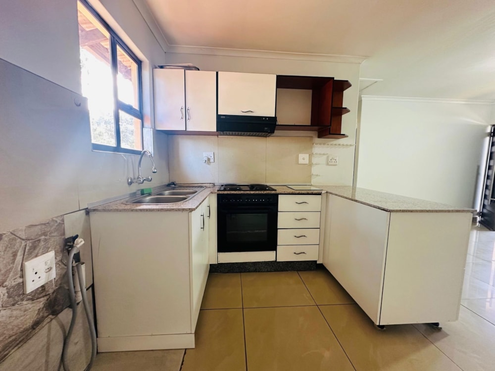 Apartment for sale in Inyala Park - 1RY1698312