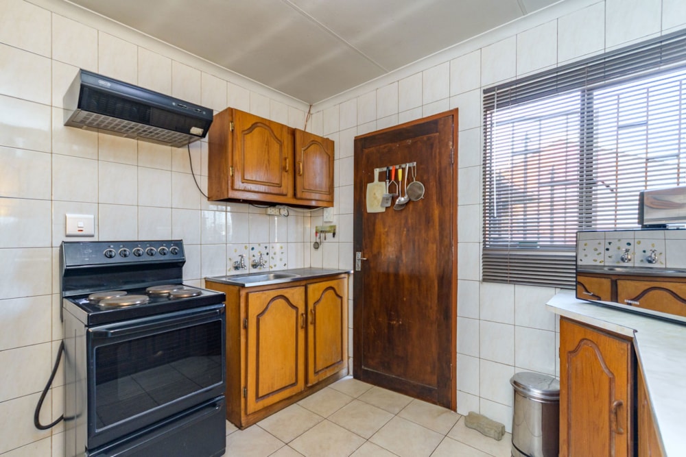 House for sale in Etwatwa - EN1703552 House for sale in Etwatwa - EN1703552