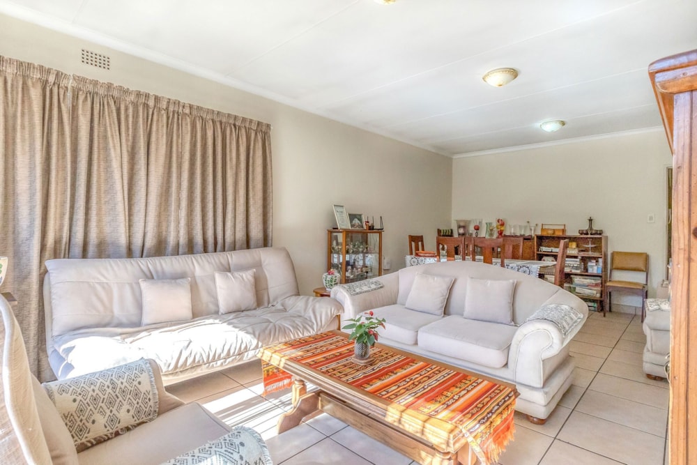 Townhouse for sale in Bromhof - RAN1703889 Townhouse for sale in Bromhof - RAN1703889