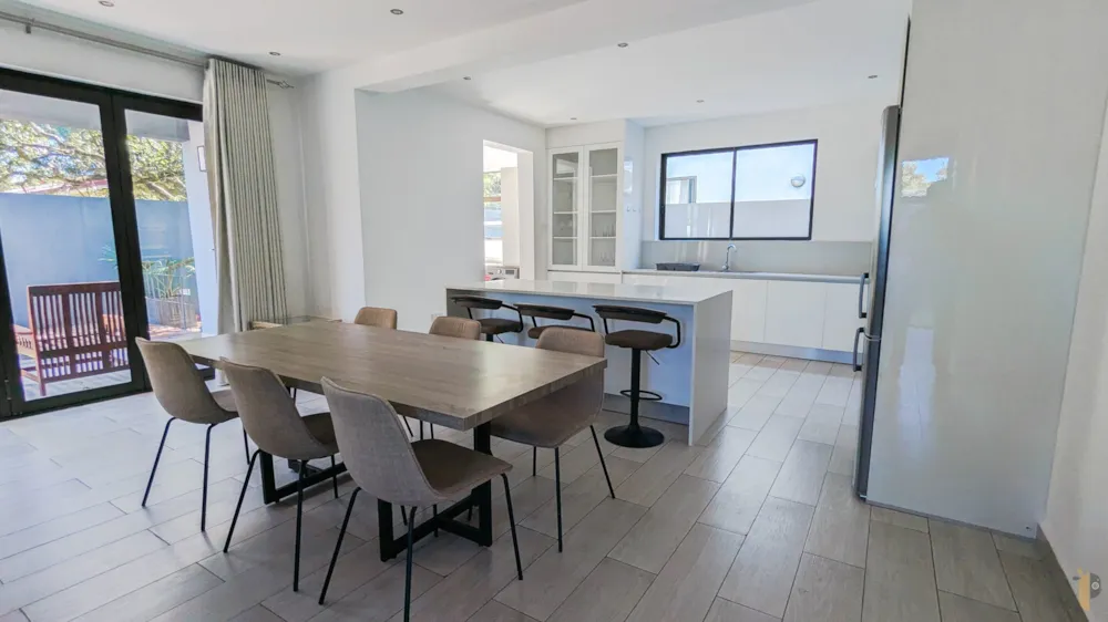 Double-storey apartment to rent in Kabulonga, Zambia - 3ZA1705897 Double-storey apartment to rent in Kabulonga, Zambia - 3ZA1705897