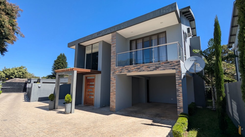 Double-storey apartment to rent in Kabulonga, Zambia - 3ZA1705897