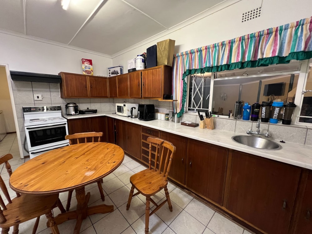 House for sale in Flora Park, Upington - 1KAH1705423