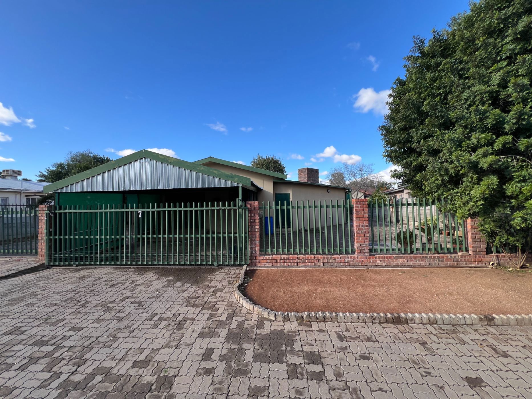 House for sale in Flora Park, Upington - 1KAH1705423