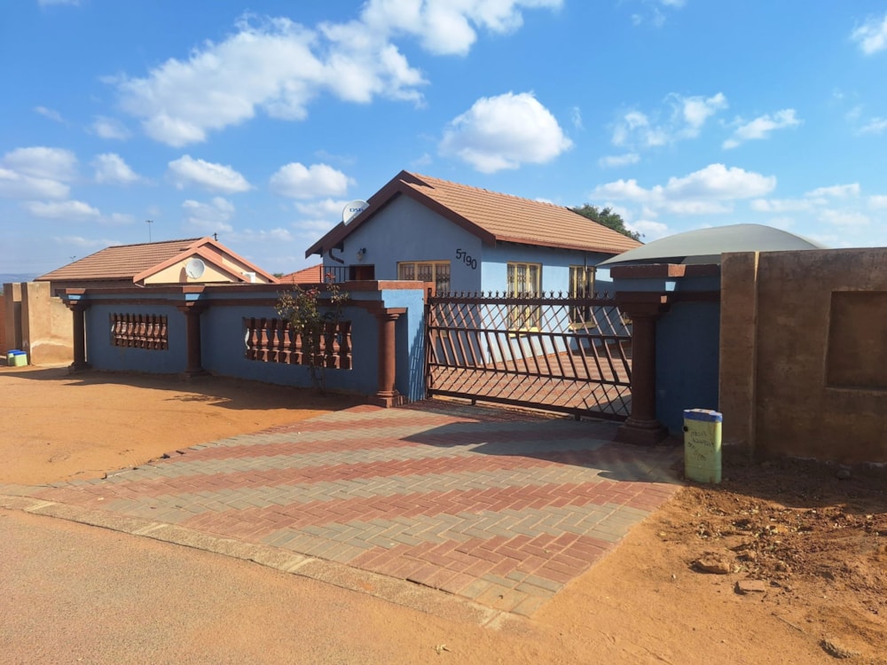 House for sale in Soshanguve East - PTM1700463 House for sale in Soshanguve East - PTM1700463