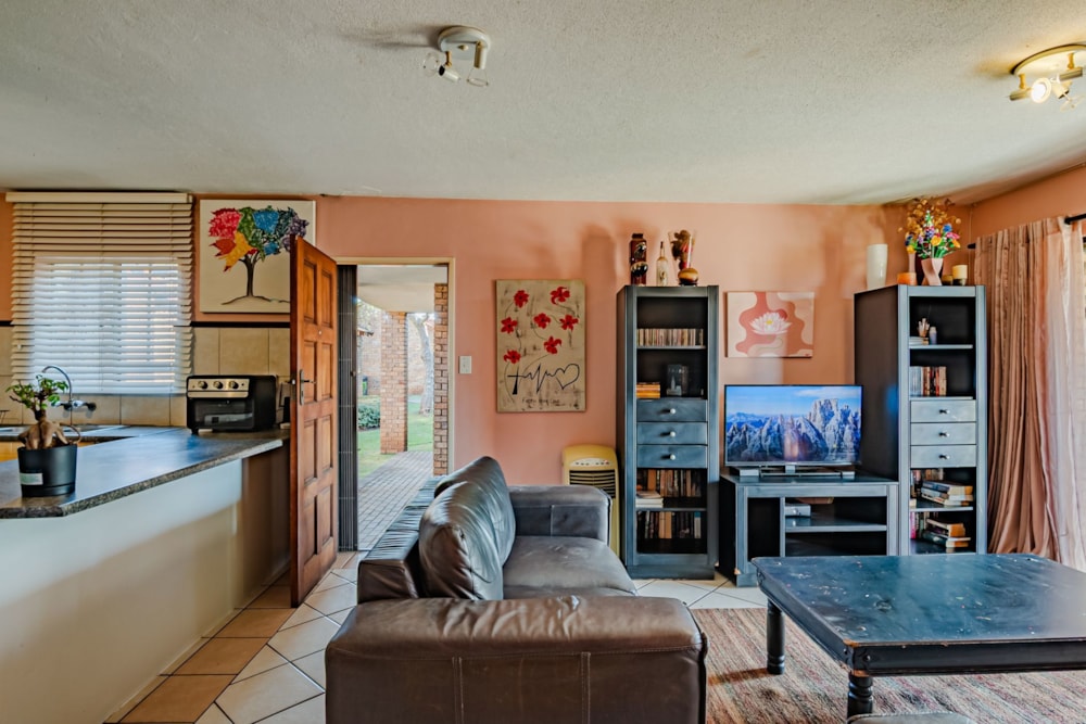 Apartment for sale in Eco Park Estate - CN1703470 Apartment for sale in Eco Park Estate - CN1703470