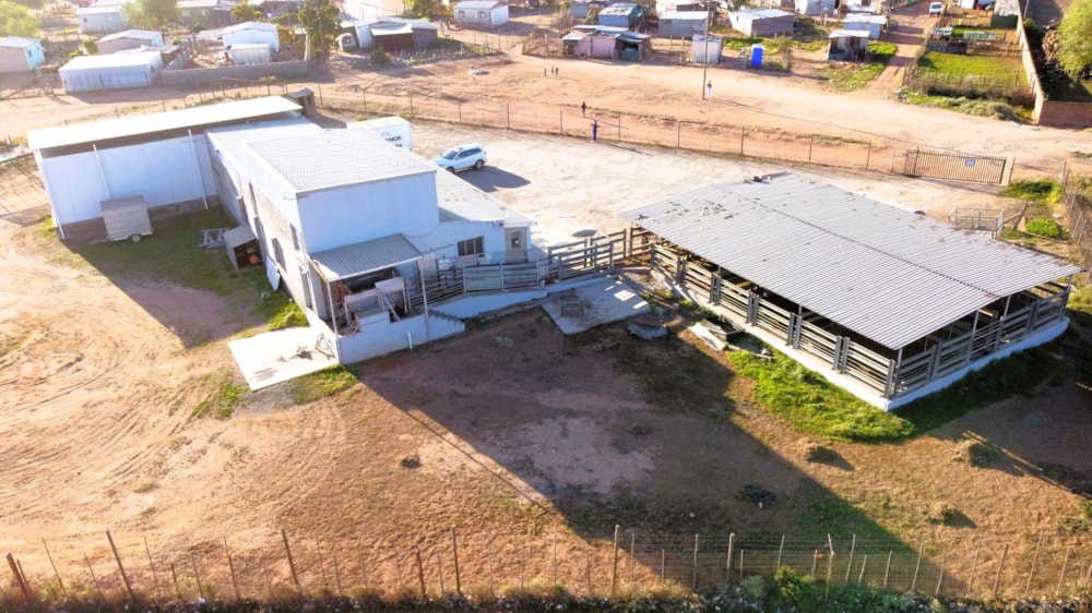 Commercial business for sale in Bridgton - 1OU1700922