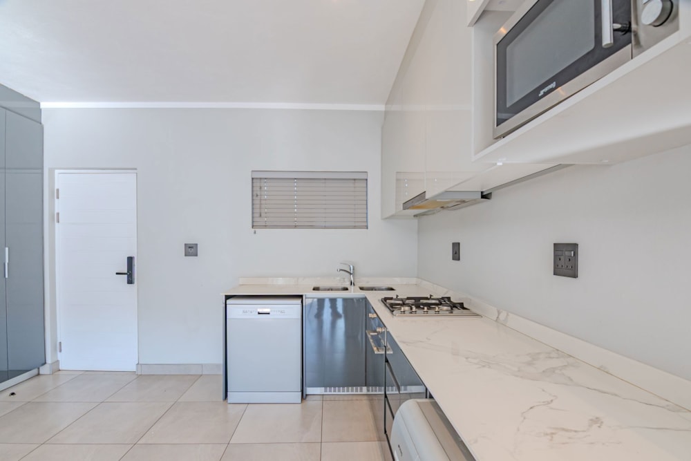 Apartment for sale in Nieuw Muckleneuk - PT1701622 Apartment for sale in Nieuw Muckleneuk - PT1701622