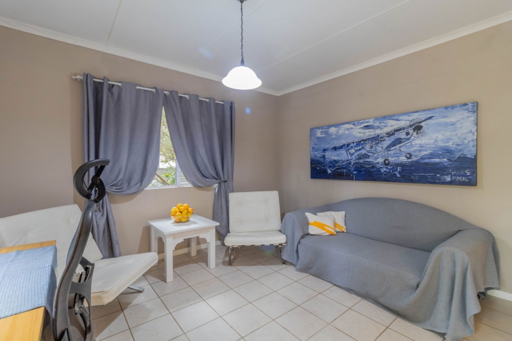 House sold in Moorreesburg - 1MS1700828